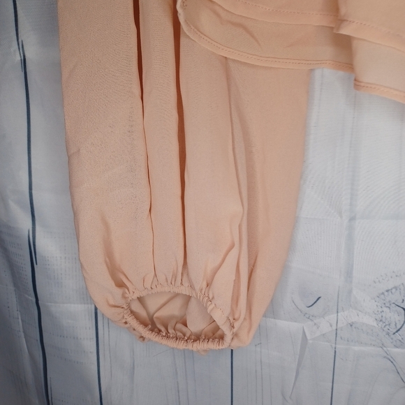 Lush boho v-neck fairycore Cropped top - Picture 3 of 16